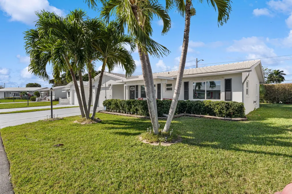 1312 Sw Sw 24th Street, Boynton Beach, FL - $285,000. Single Family ...