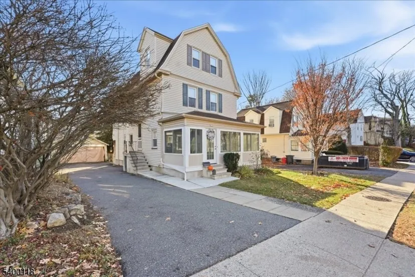 30 Central Ave #1, Caldwell Boro Twp., NJ - $2,200/mo. Multi Family ...